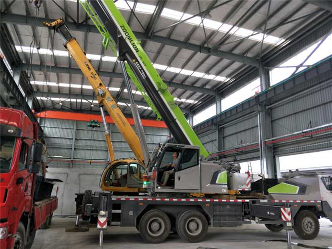 乌鲁木齐县高空车出租需要注意哪些安全事项？